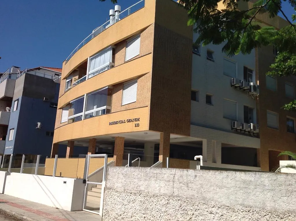 Апартаменты Apartamento Residencial Ghanem Флорианополис